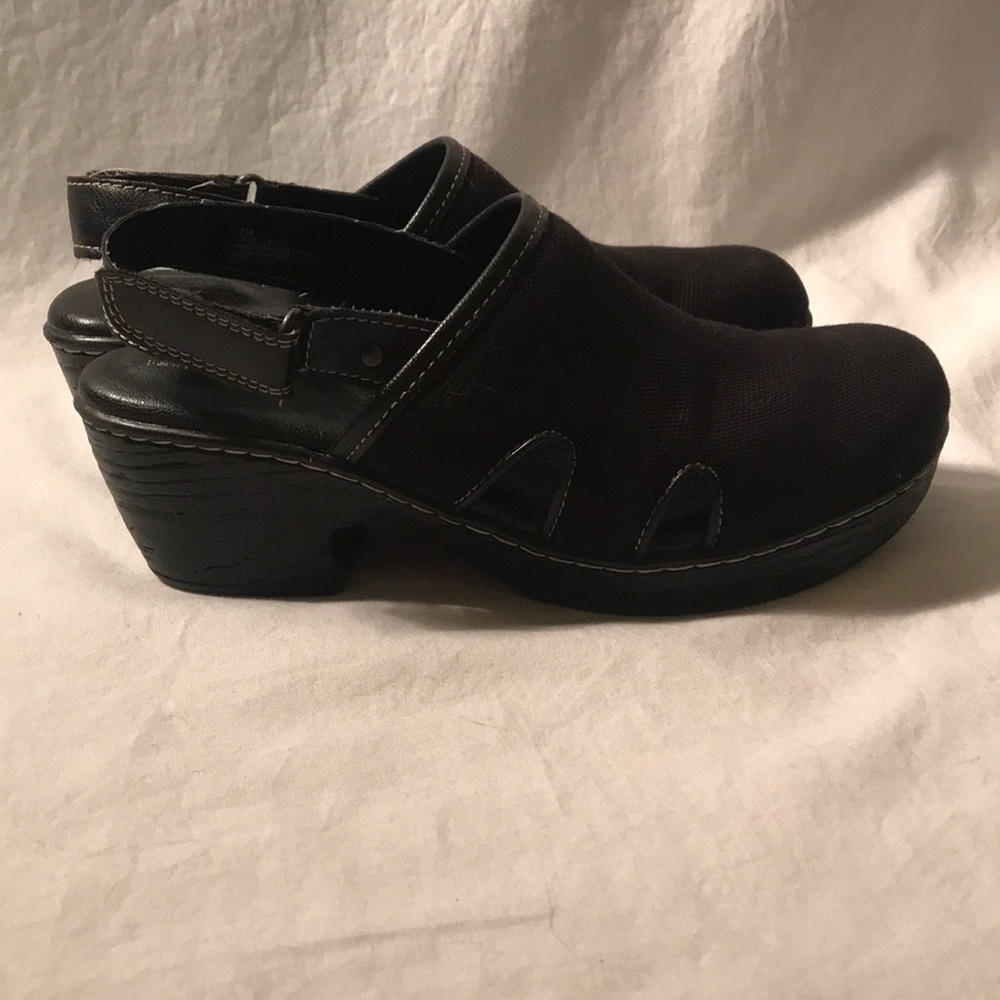 B.O.C. Clogs / Sandals Black Canvas Womens US 7